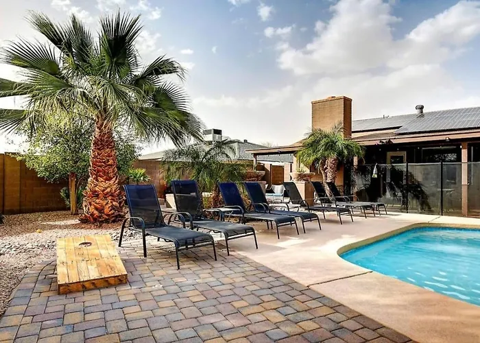 Scottsdale Estate 16br 6ba Sleeps 32 Private Pool And Hot Tub Pet-friendly Pool Table *