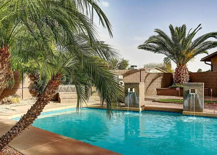 Vakantiehuis Scottsdale Estate 16br 6ba Sleeps 32 Private Pool And Hot Tub Pet-friendly Pool Table *
