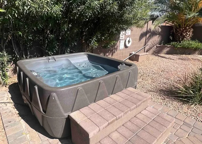Scottsdale Estate 16br 6ba Sleeps 32 Private Pool And Hot Tub Pet-friendly Pool Table Vakantiehuis