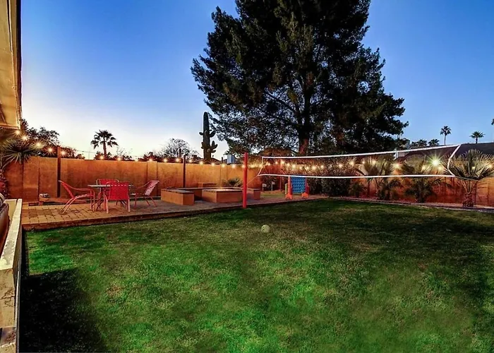 Scottsdale Estate 16br 6ba Sleeps 32 Private Pool And Hot Tub Pet-friendly Pool Table Vakantiehuis Phoenix