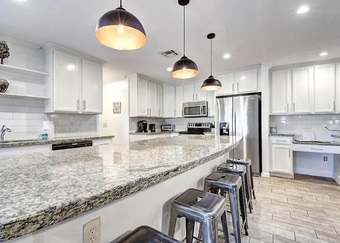 Scottsdale Estate 16br 6ba Sleeps 32 Private Pool And Hot Tub Pet-friendly Pool Table Phoenix